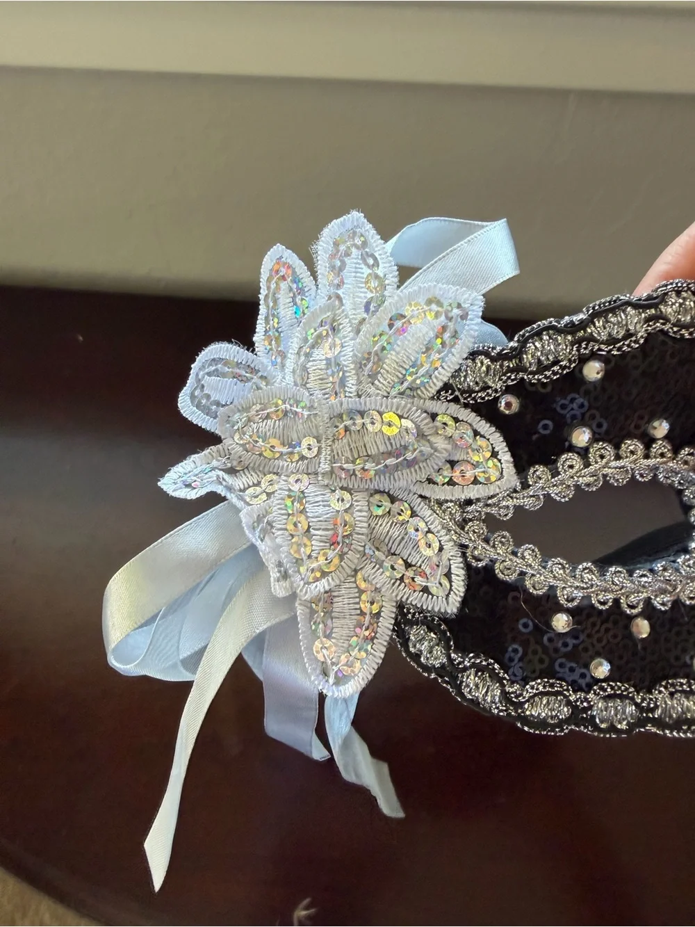 Black & Silver Rhinestone Masquerade Mask – One Size